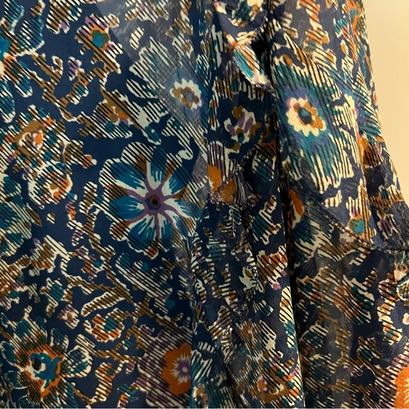 Veronica Beard Blanchett Floral Silk Blouse - Picture 6 of 6